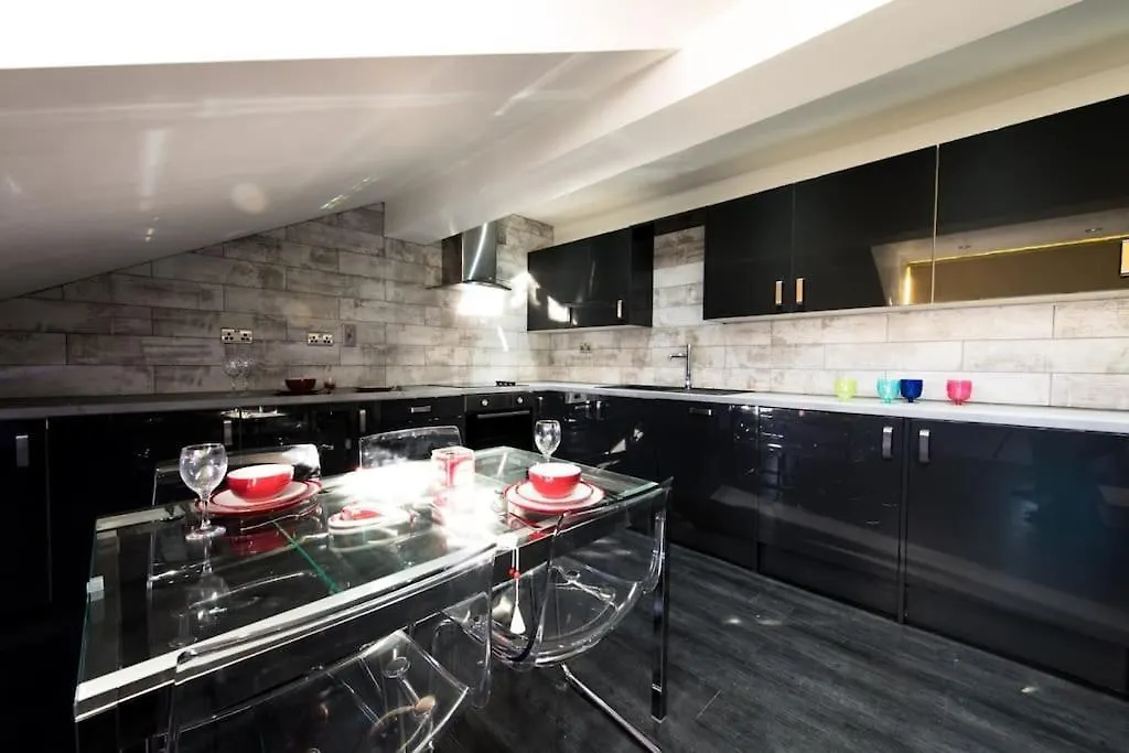 Blenheim Grand Theatre Retreat 2Br Apt Apartment Leeds